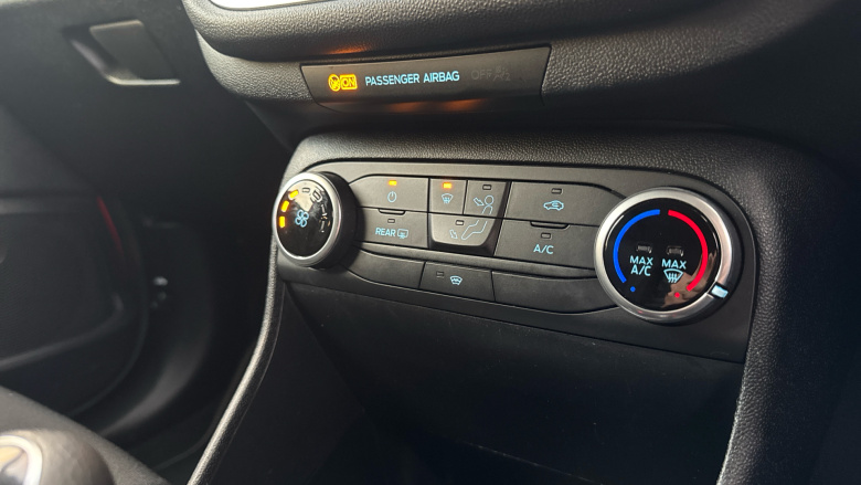 Ford Fiesta 1.0 EcoBoost Titanium 5dr Petrol Hatchback